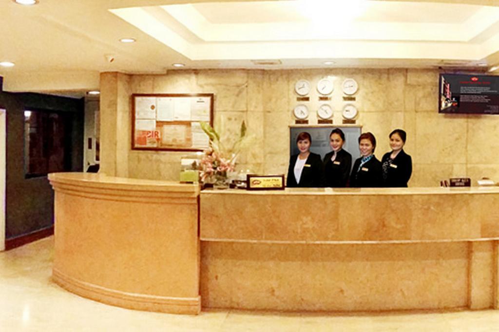 Cherry Blossoms Hotel Manila Zewnętrze zdjęcie